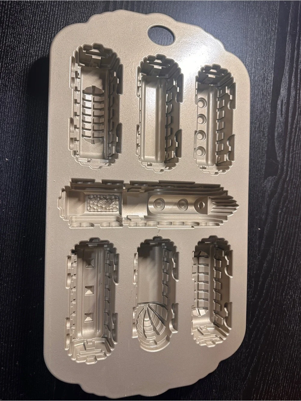 Nordic Ware Locomotive Train Cake Pan Gold Nonstick Aluminum Bakeware Mold